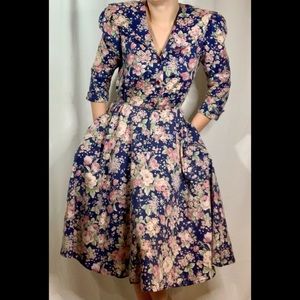 Vintage 80s Floral Tea Dress🌸🦋